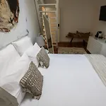 Couette-café The Saints Suites