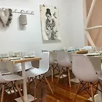 The Saints Suites Couette-café Lisboa
