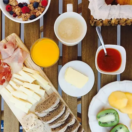 The Saints Suites 3* Лиссабон